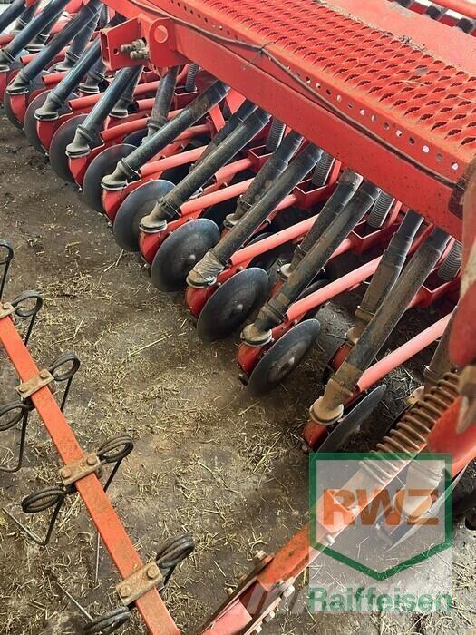 Kuhn INTEG2-3M / HR304D Siewniki