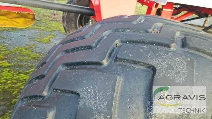 Pöttinger TOP 1252 C Zgrabiarki i przetrząsacze