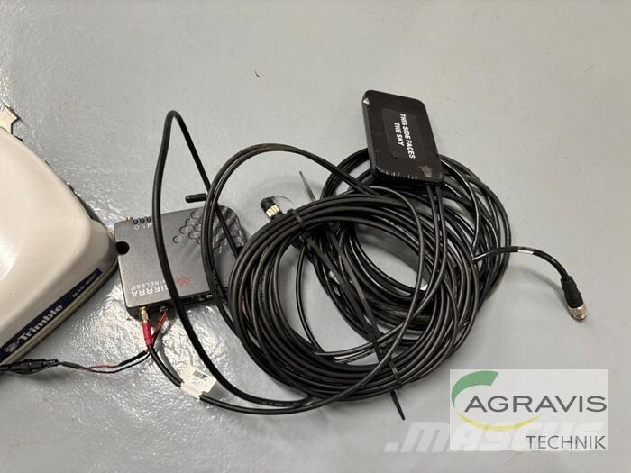 Trimble GFX-750 Inny sprzęt do obsługi inwentarza żywego