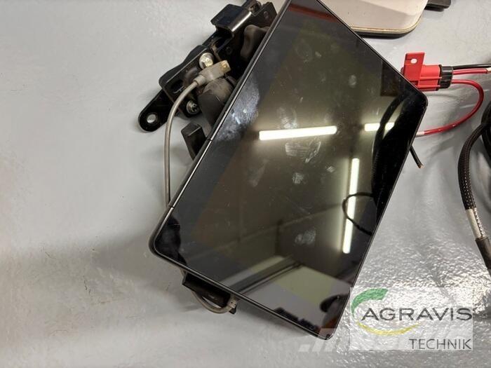 Trimble GFX-750 Inny sprzęt do obsługi inwentarza żywego