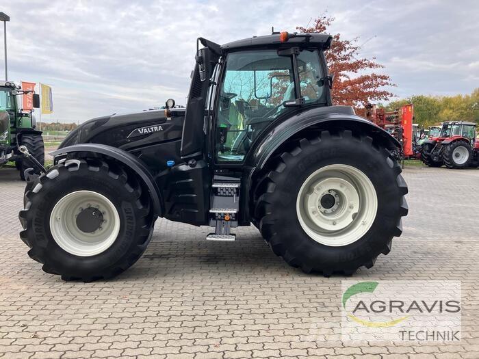 Valtra T 235 D Ciągniki rolnicze
