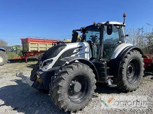 Valtra T215A Ciągniki rolnicze