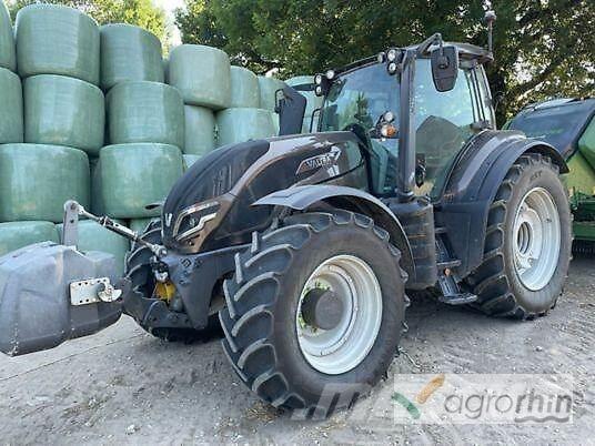 Valtra T235V Ciągniki rolnicze