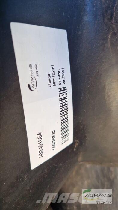 Vredestein 600/70R30 Opony, koła i felgi