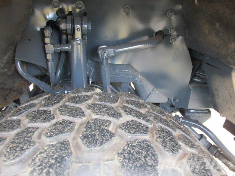 Boki HY 1352 Pojazdy terenowe