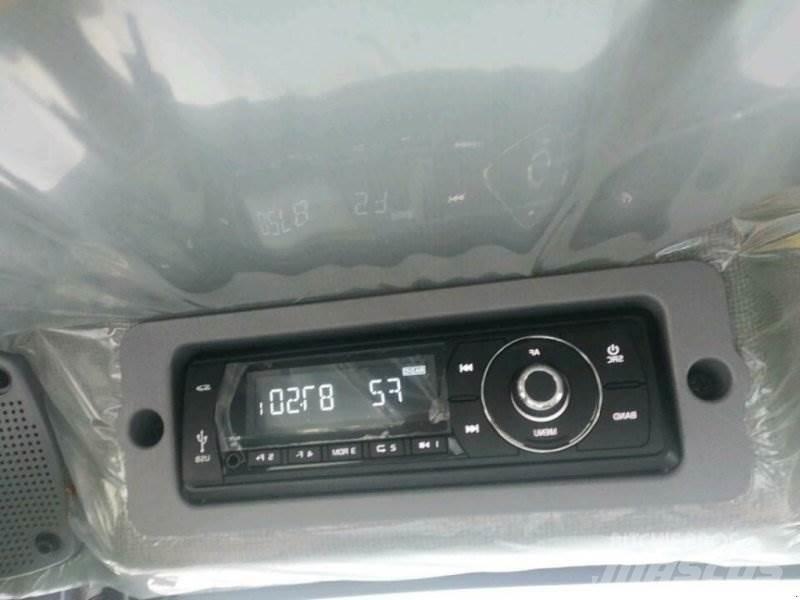 CASE CX37C Minikoparki