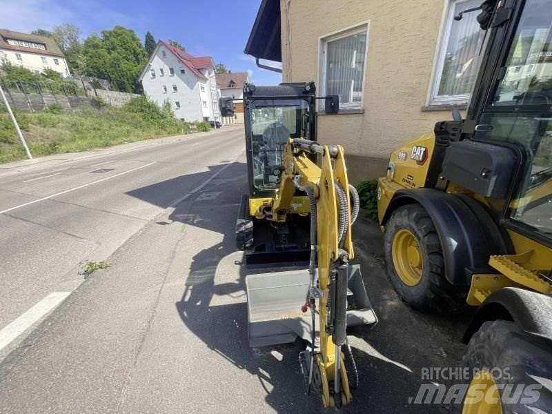 CAT 302CR-05A Minikoparki