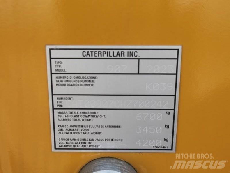 CAT 907 Ładowarki kołowe