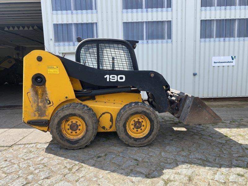 JCB Robot 190 Ładowarki burtowe