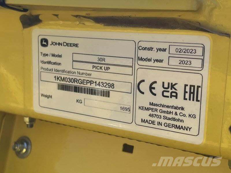 John Deere 30R Osprzęt do słomy