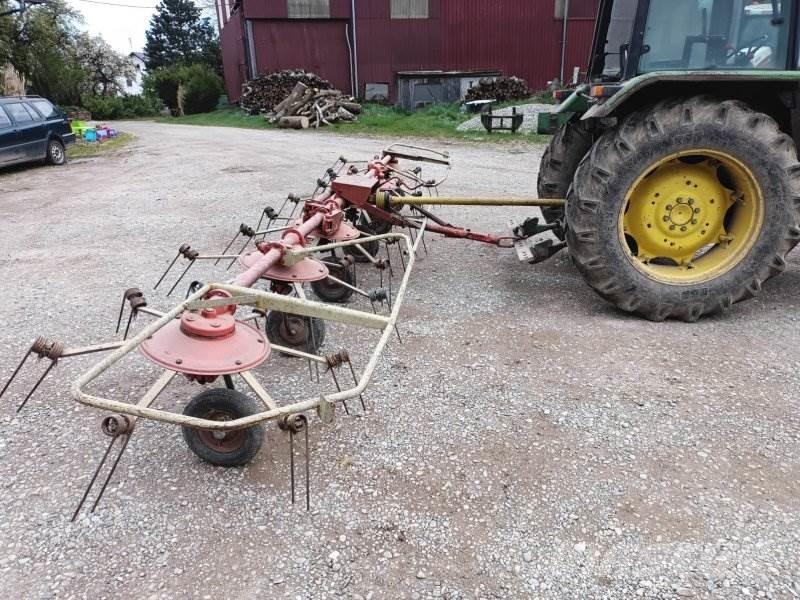 Kuhn GF 671 Zgrabiarki i przetrząsacze