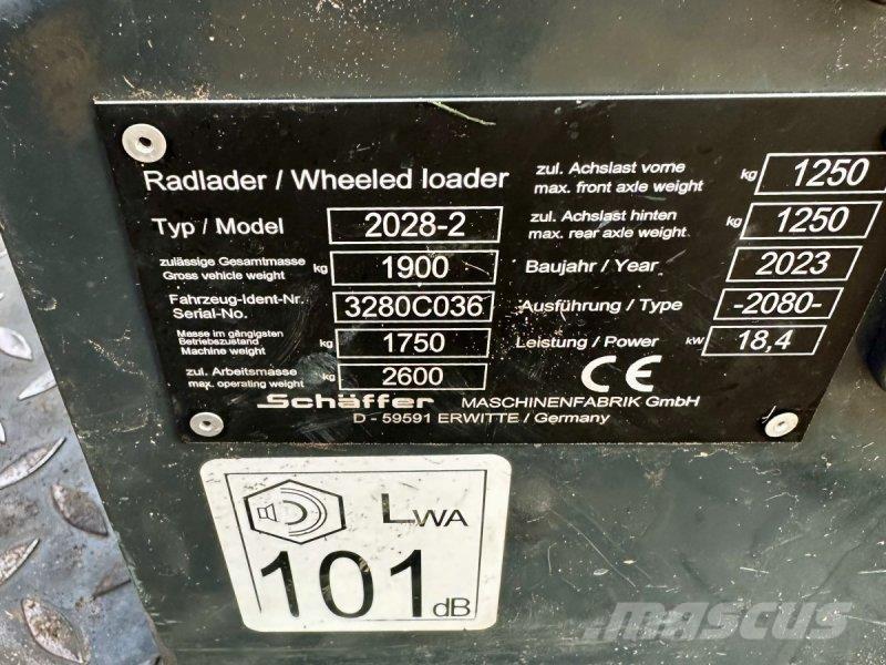 Schäffer 2028 Ładowacze i koparki czołowe
