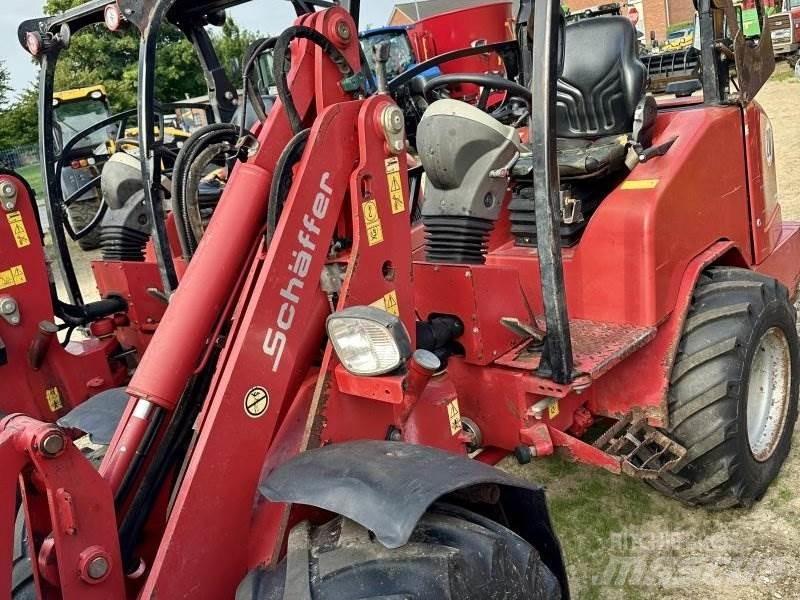 Schäffer 3550 Ładowacze i koparki czołowe