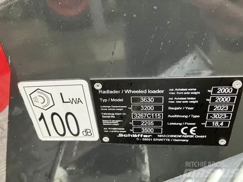 Schäffer 3630 Ładowarki burtowe