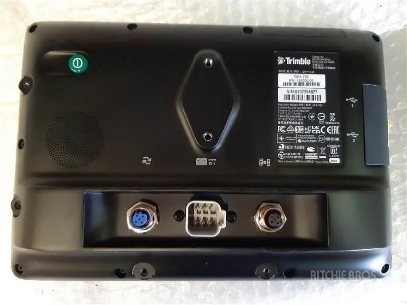 Trimble GFX 750 Maszyny rolnicze - Inne