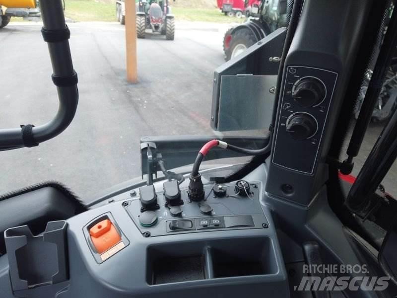 Valtra Q305 Ciągniki rolnicze
