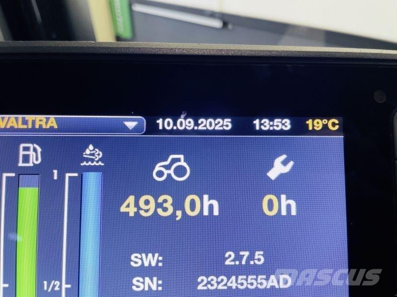 Valtra T215D Ciągniki rolnicze
