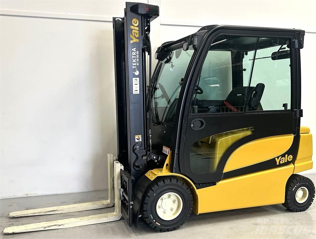 Yale ERP30VL (LWB) Wózki elektryczne