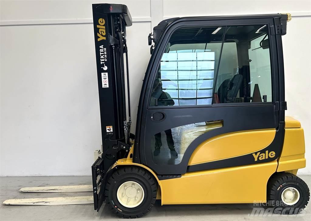 Yale ERP30VL (LWB) Wózki elektryczne