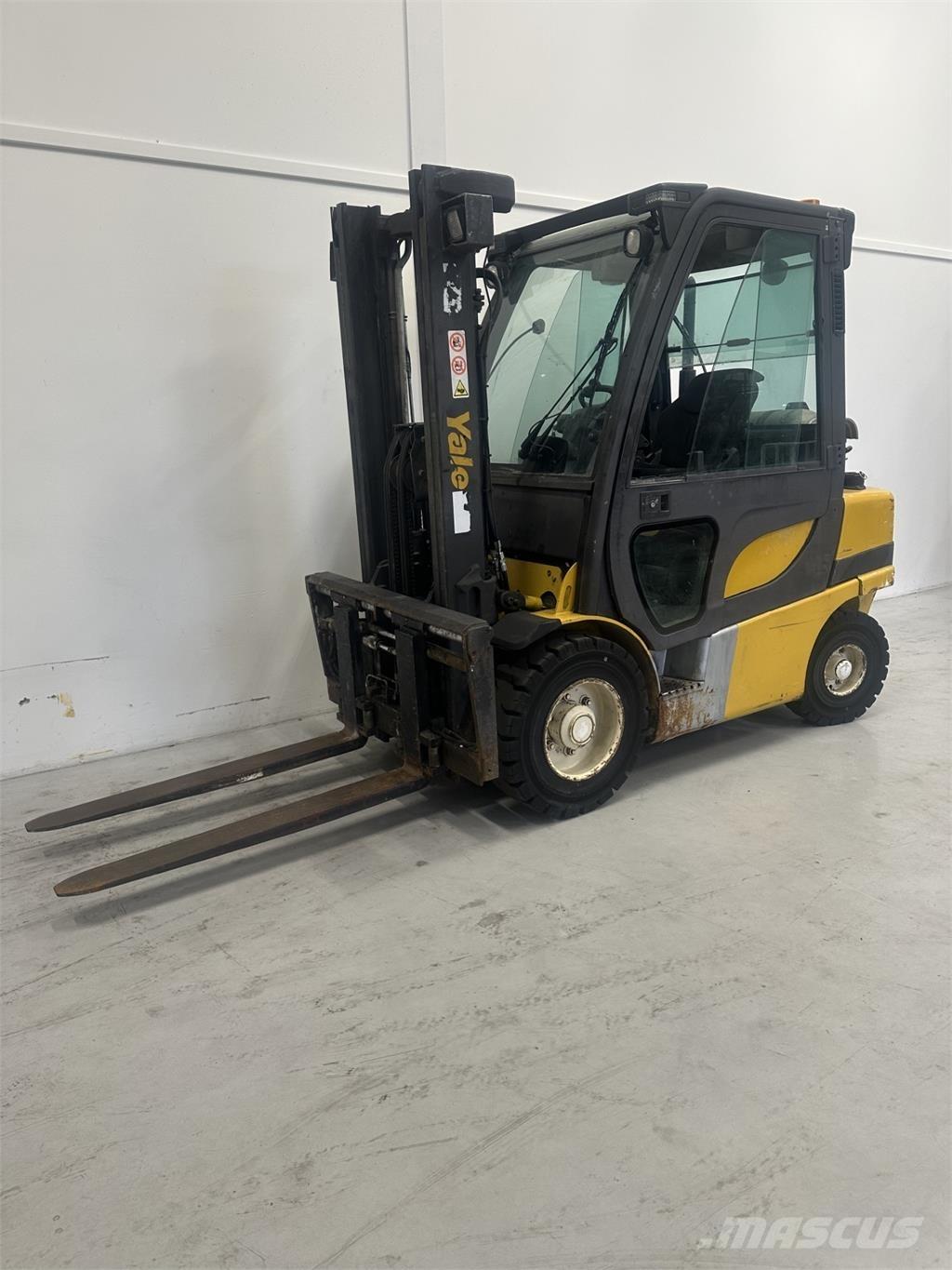 Yale GLP30VX Wózki LPG