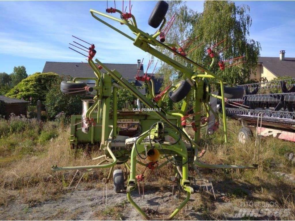 CLAAS VOLTO 770 Zgrabiarki i przetrząsacze