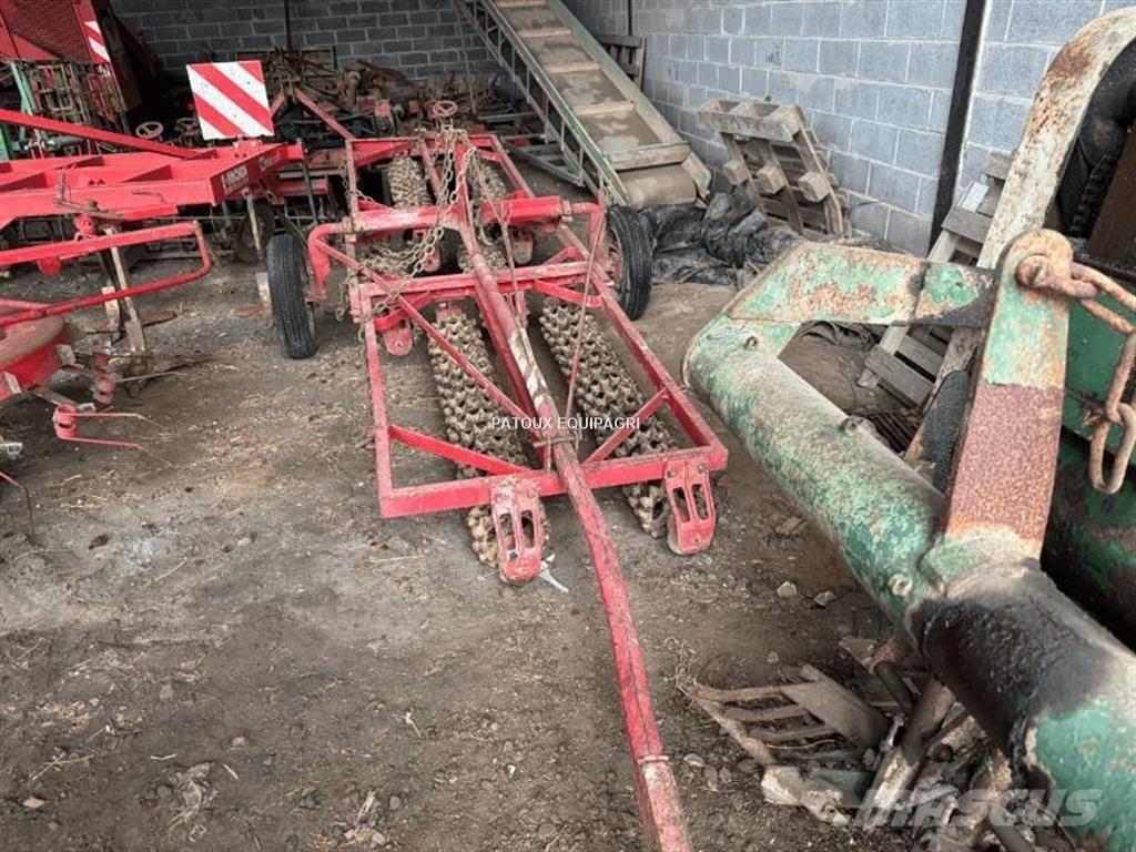  Dehondt 4 METRES Kultywatory