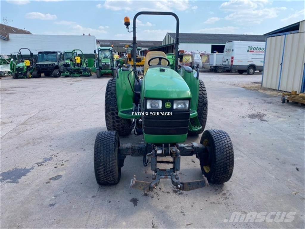 John Deere 4710 Ciągniki rolnicze
