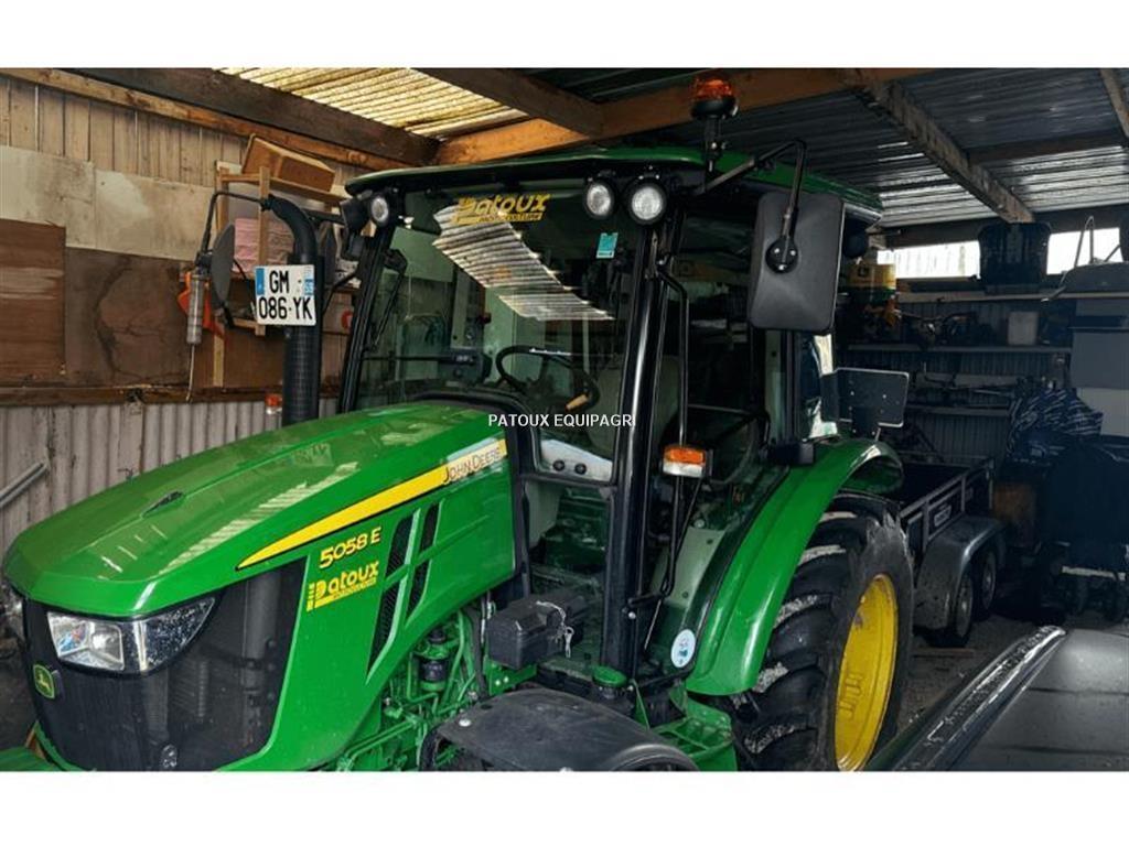 John Deere 5058E Ciągniki rolnicze