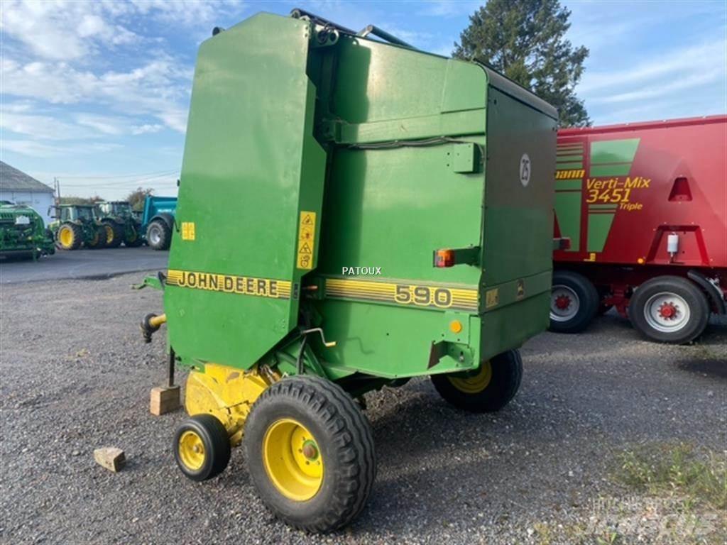 John Deere 590 Prasy zwijające