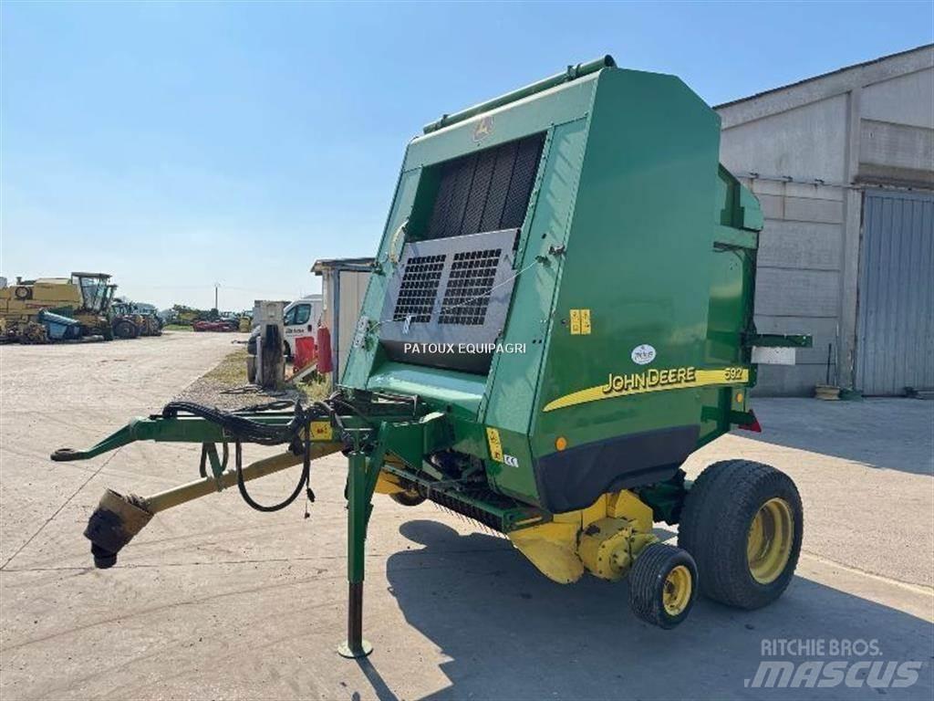 John Deere 592 Prasy zwijające