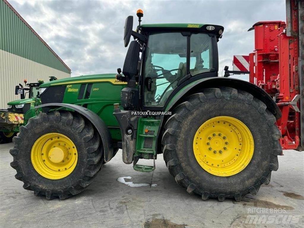 John Deere 6R250 Ciągniki rolnicze