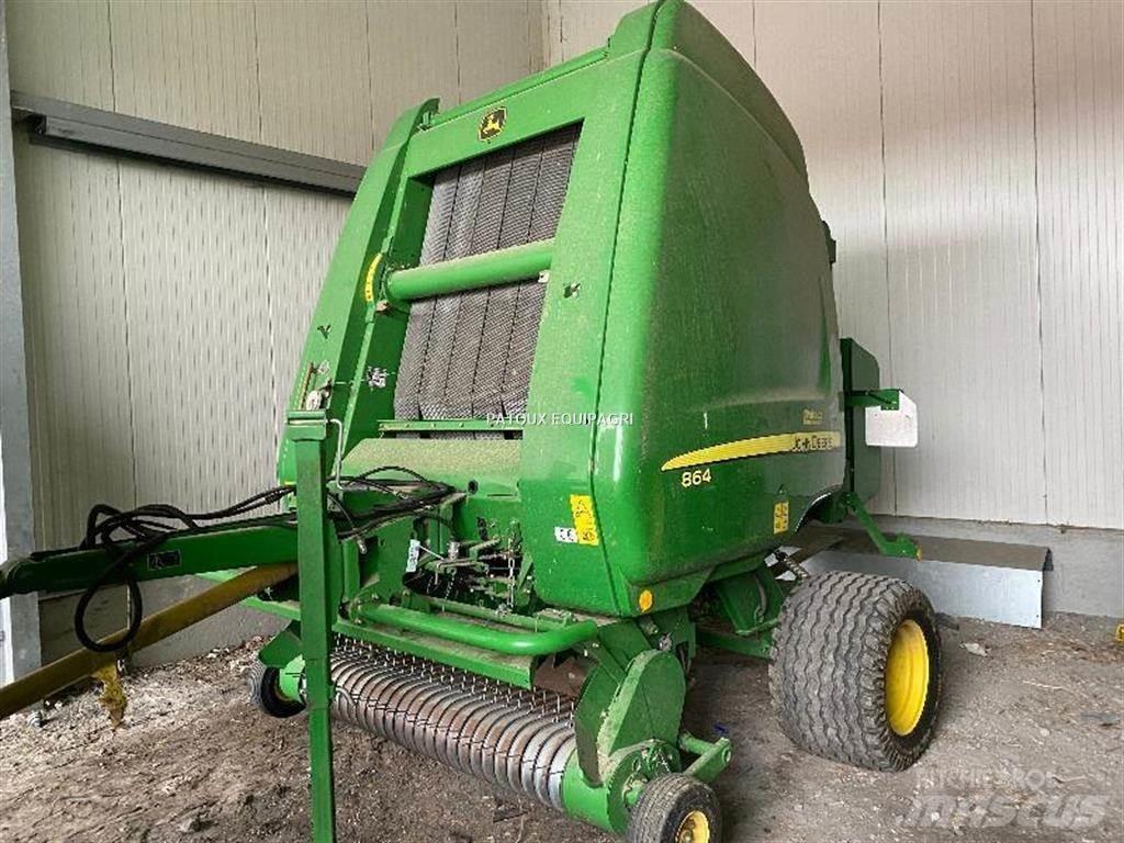 John Deere 864 Prasy zwijające