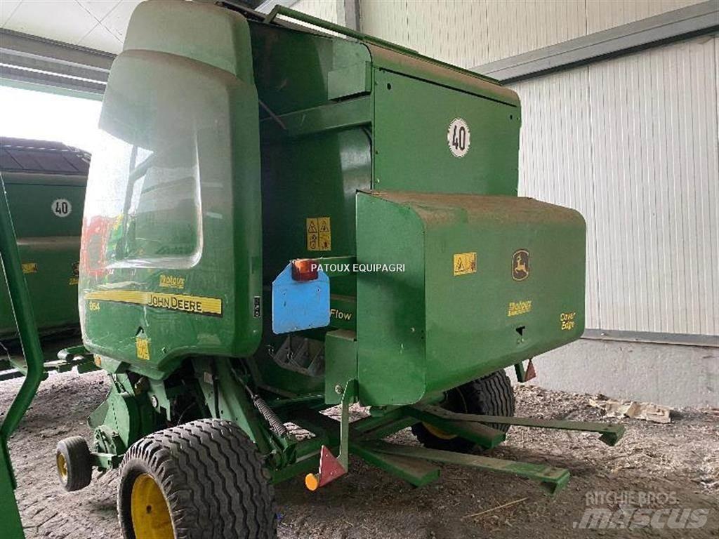 John Deere 864 Prasy zwijające