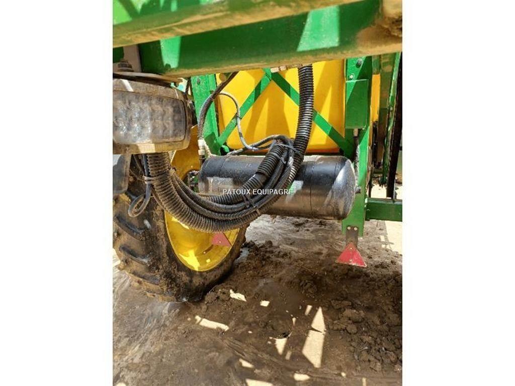 John Deere M740i Opryskiwacze zaczepiane