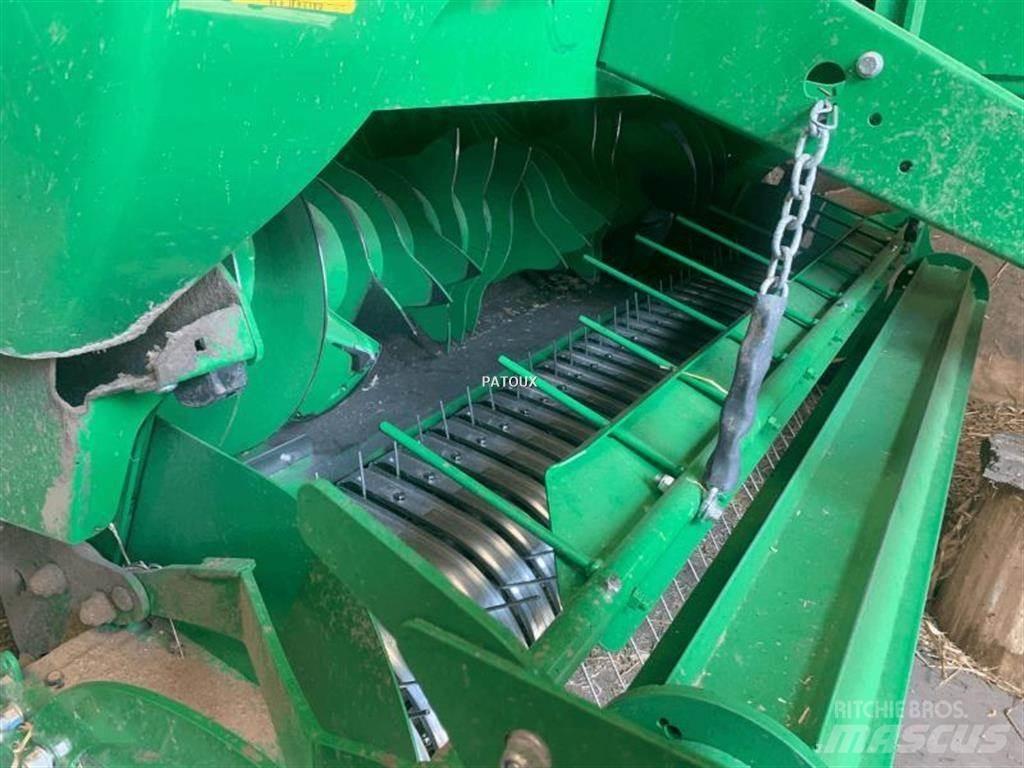 John Deere V461M Prasy zwijające