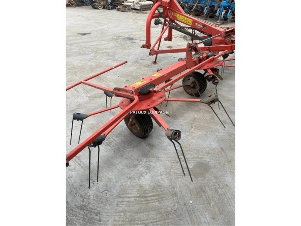 Kuhn GF5202 Zgrabiarki i przetrząsacze