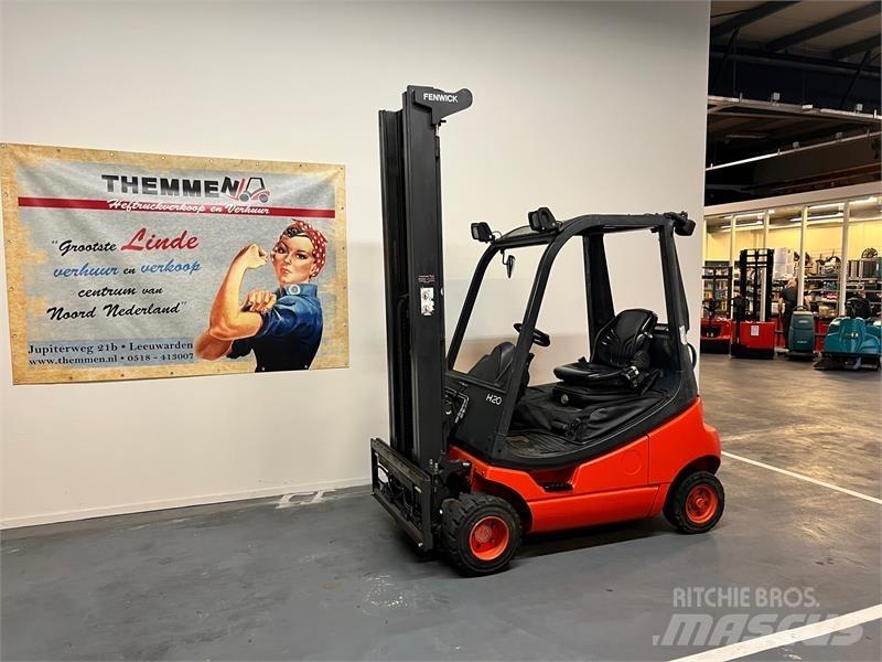 Linde N.V.T. Wózki elektryczne