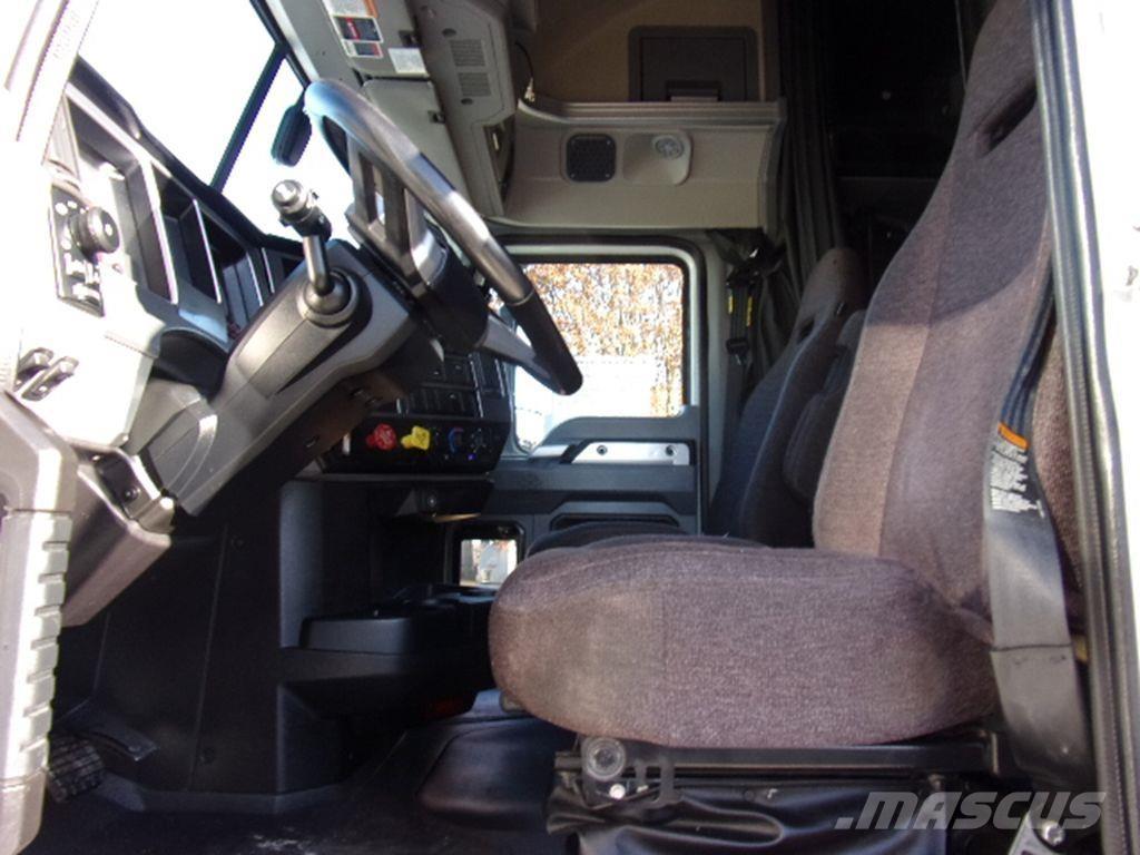 Mack AN64T Ciągniki siodłowe