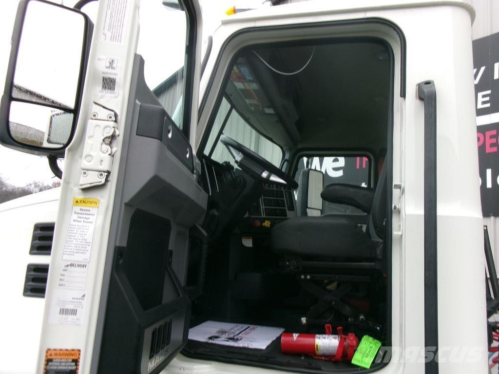 Mack AN64T Ciągniki siodłowe