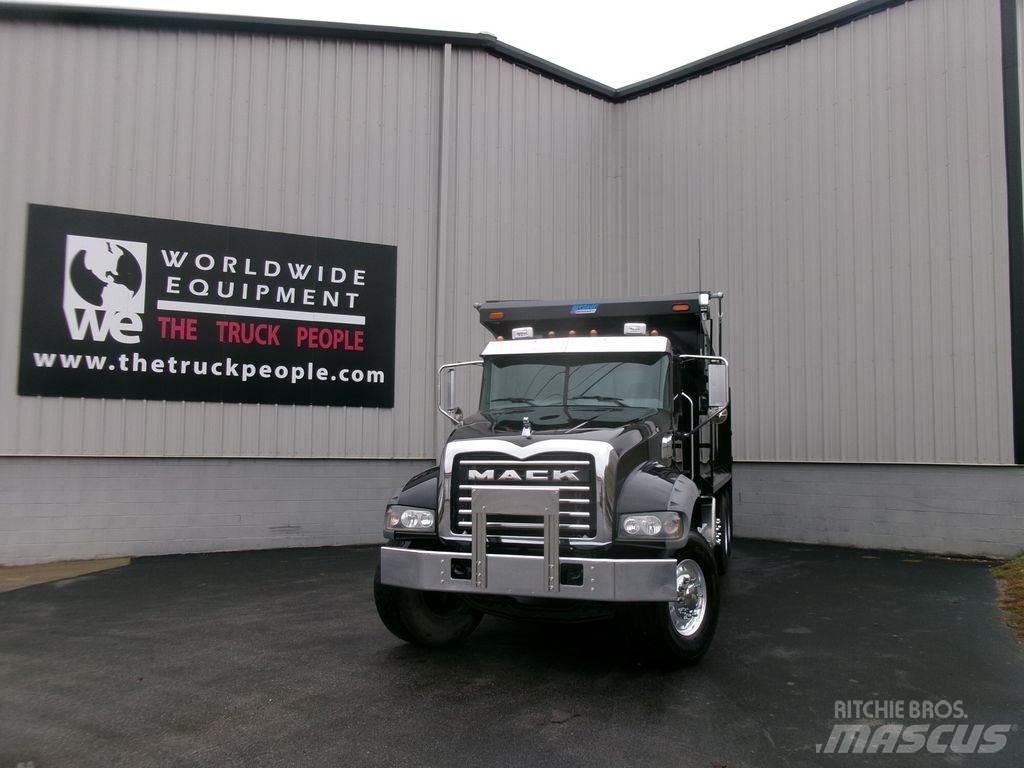Mack GR64F Wywrotki
