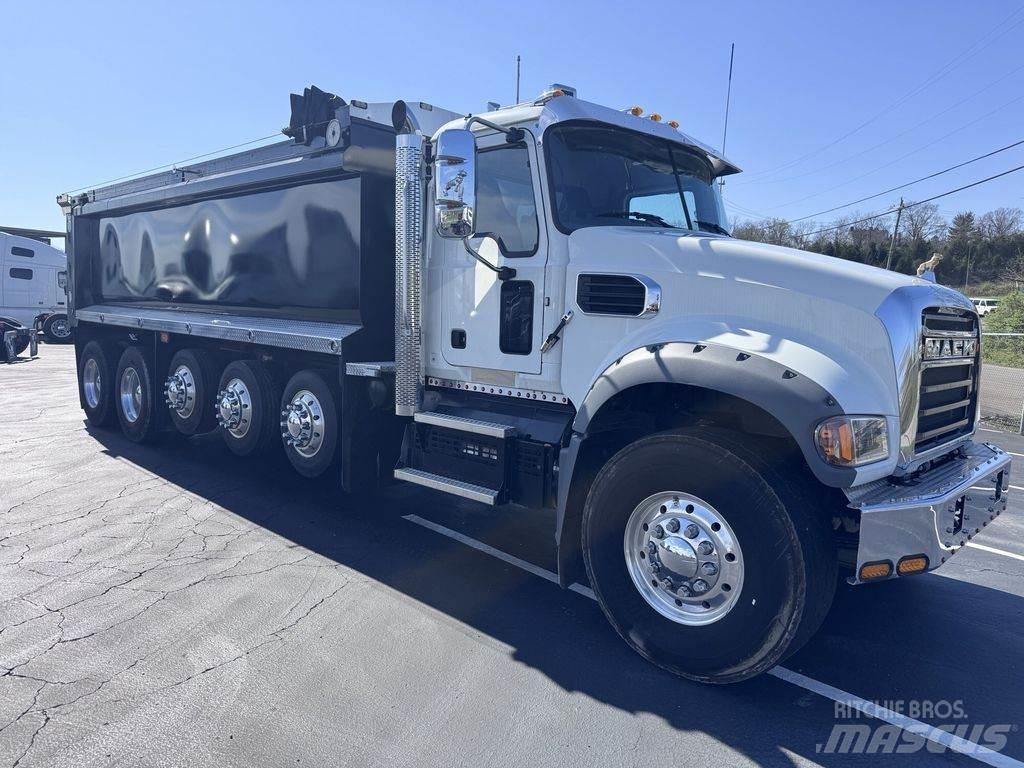 Mack GR64F Wywrotki