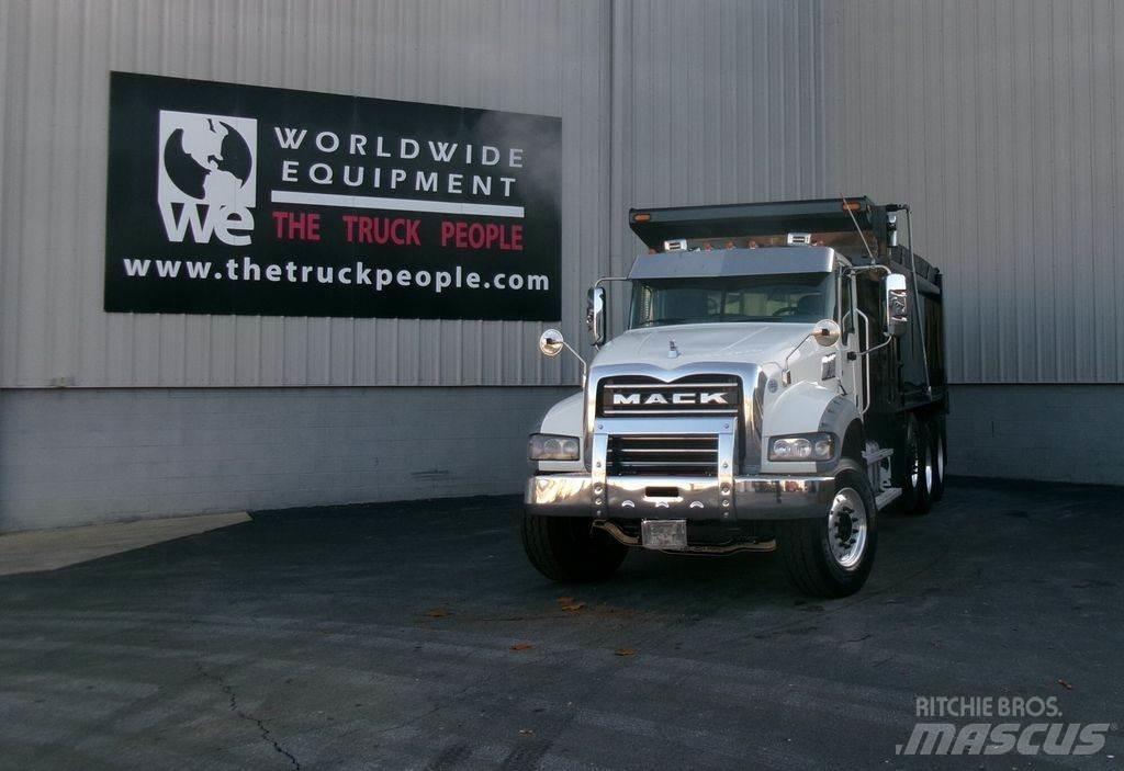 Mack GR64F Wywrotki