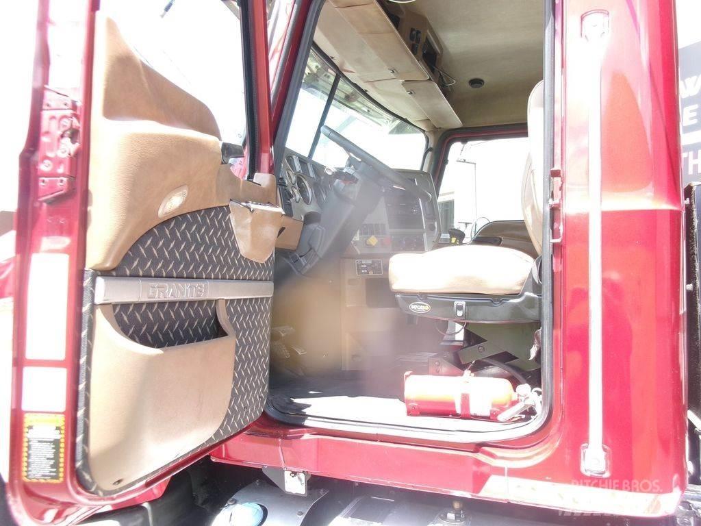 Mack GU 713 Wywrotki