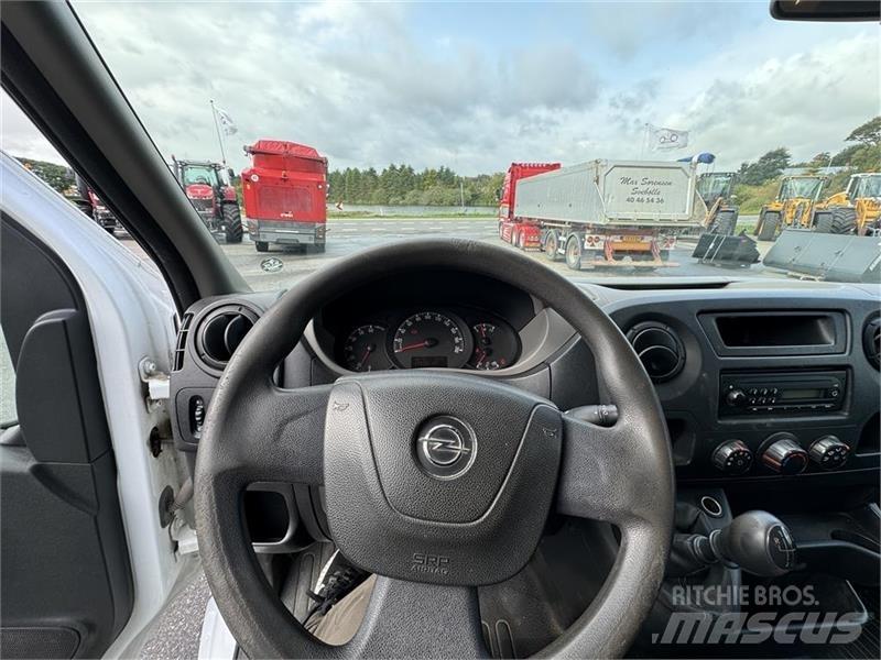Opel Movano Ciężarówki typu Platforma / Skrzynia