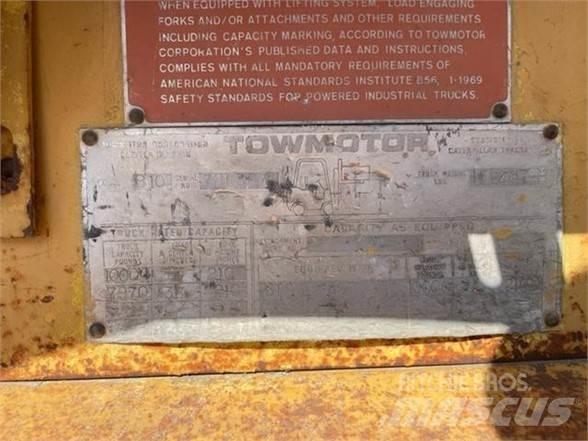CAT B10 Wózki widłowe terenowe