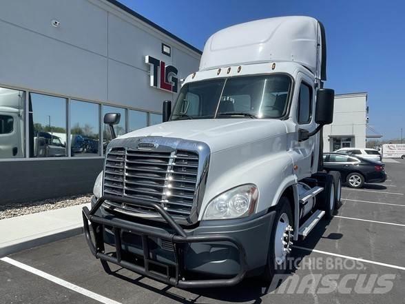 Freightliner CASCADIA 126 Ciągniki siodłowe