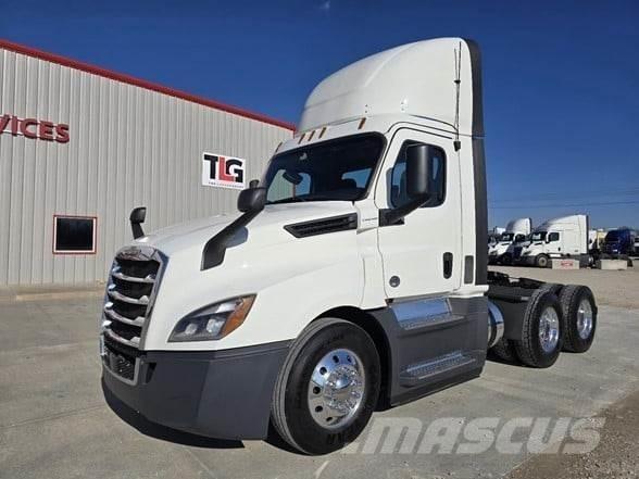 Freightliner CASCADIA 126 Ciągniki siodłowe