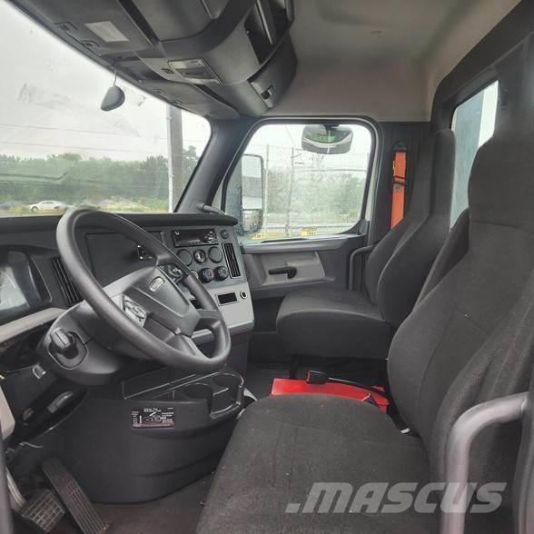 Freightliner CASCADIA 126 Ciągniki siodłowe