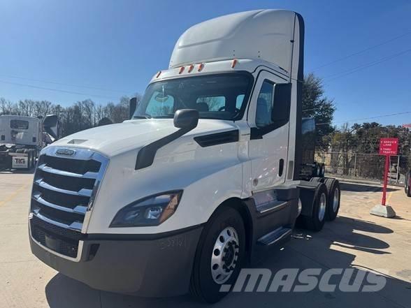 Freightliner CASCADIA 126 Ciągniki siodłowe