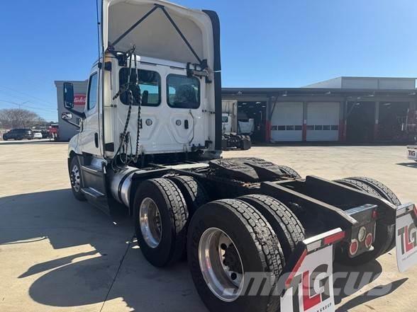 Freightliner CASCADIA 126 Ciągniki siodłowe